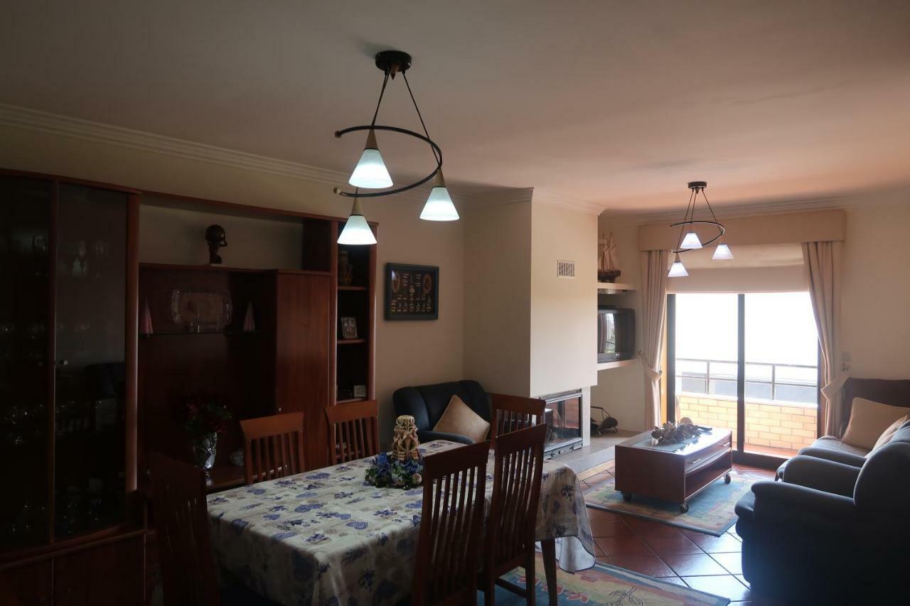 Апартаменты Apartamento Com Piscina Perto Da Praia Эшпозенди Экстерьер фото