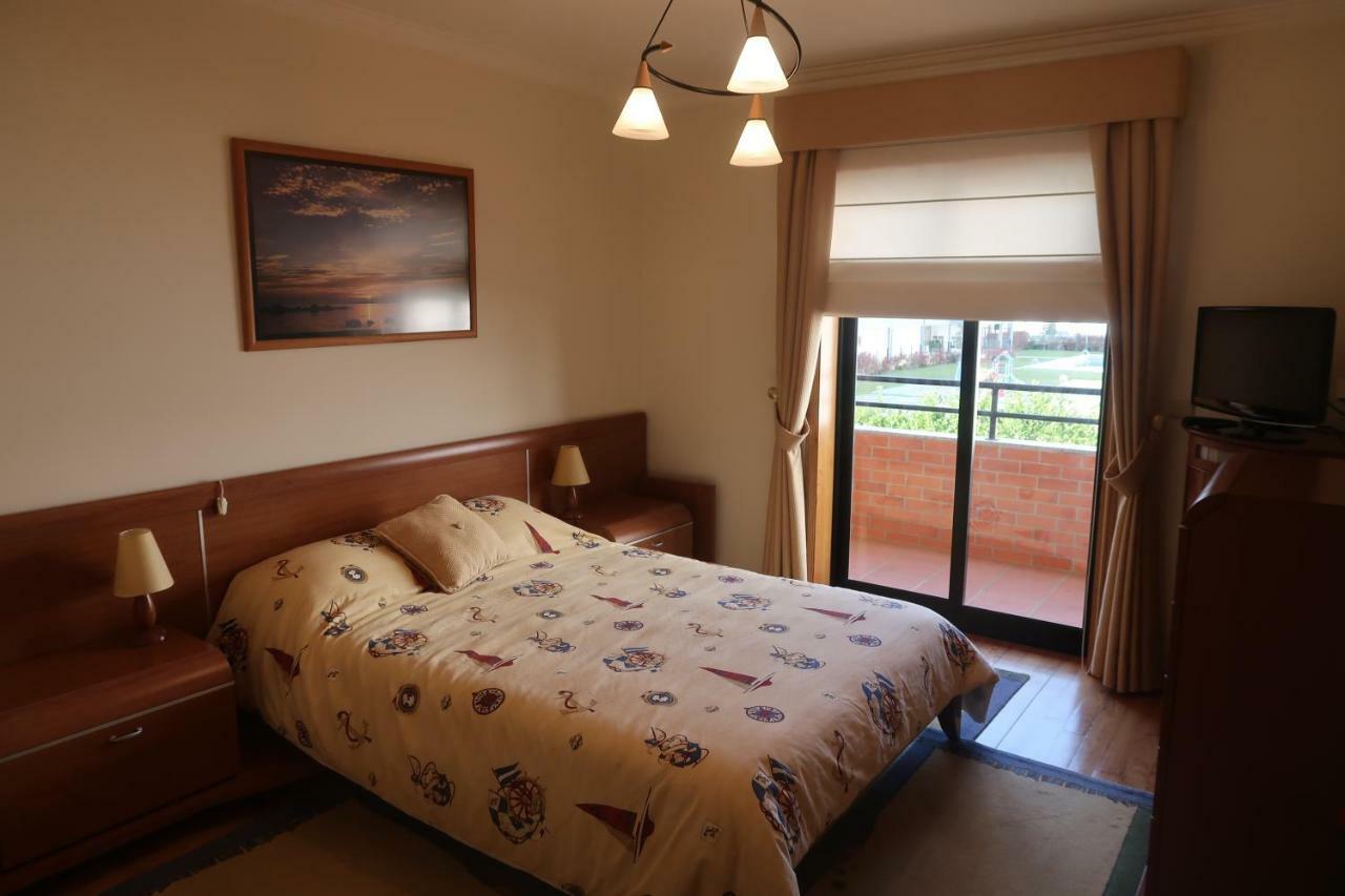 Апартаменты Apartamento Com Piscina Perto Da Praia Эшпозенди Экстерьер фото